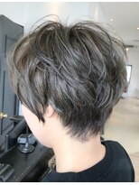 ヴィコロ(vicolo) 【小顔】マッシュショート ブルージュインナーカラー