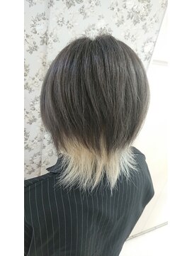 ルシエル バイ カトレアグループ(Le Ciel) 襟足染めずのデザインカラー