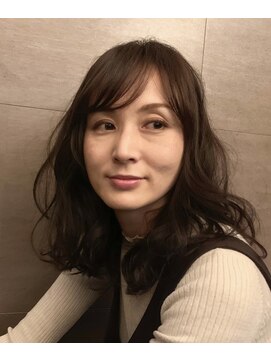 ステラ(STeLLa) 【白髪ぼかし】秋のゆる～く揺れるカールスタイル【近藤】