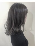 シルバーグレー