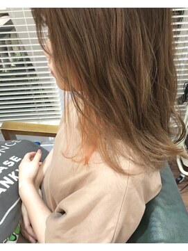 レジスタヘアーワークス (REGISTA hair works) 夏にぴったり♪インナーカラー