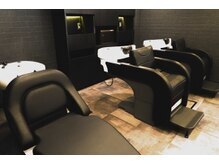 色持ち・トリートメント効果UPの【高濃度炭酸シャンプー】