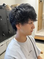 ガーデン オオタカノモリ(garden otakanomori)&nbsp;20代30代大人メンズヘア/ツーブロなし/ツイストスパイラルパーマ