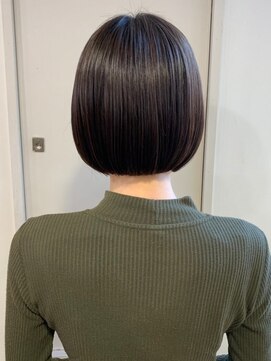 ダブルバイグリッター(W by GRITTERs) マチルダボブ　ショートボブ　ミニボブ　暗髪/黒髪