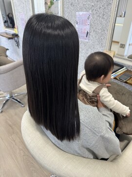 ルアナ(Luana.) 艶髪ストレート