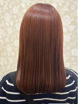 髪質改善トリートメントであなたの髪のお悩み解決！髪の内部からしっかり補修し上質なうる艶髪を叶えます♪