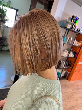 シャンプーボーイ セントラル 博多(SHAMPOO BOY central) ショート/ショートボブ/ハイライト/切りっぱなし/博多