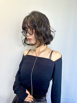 ワルム(warme) bobも巻き髪でアレンジ(^^)