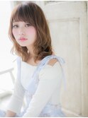 mod's天神/アプリコットオレンジ抜け感小顔ウェーブミディアムa