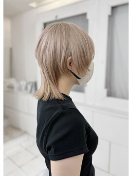 ネフ(NeF) 【ito】くすみミルクティベージュ&ウルフレイヤー