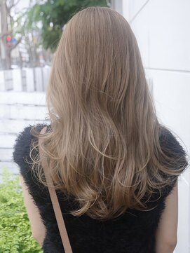 ビュートリアム 福岡(BEAUTRIUM) 大人かわいい上品レイヤー/透明感ミルクティーカラー