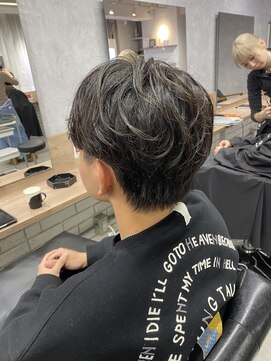 モク 上野(mok) ニュアンス毛流れパーマ