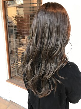 リゴッツ ドゥア プトゥリ(Regottz dua putri) ☆フェアリーグレージュ×イルミナカラー☆