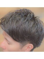 ヘアアイラッシュ リベット(hair eyelash RIVET)&nbsp;ナチュラルパーマ×２ブロックショート