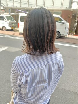 ネオリーブ チロル 横浜西口店(Neolive CiroL.) ボブレイヤー 外はねボブ アッシュベージュ