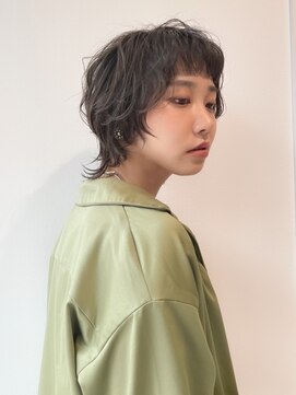 ハピネス 王寺店(Happiness) 大人可愛い 20代30 ショート ニュアンスパーマ 耳かけ