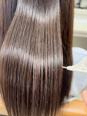 カット技術はもちろん”ヘアケア”も大人気の《Tiele》髪の癖やうねりも、うる艶しっとりの美髪へ♪