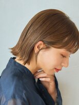 外ハネぱつっとボブ
