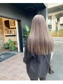 ミルクティーベージュ