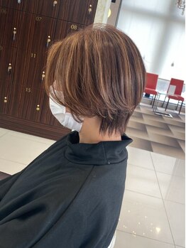 ルースヘアー(Luz hair)の写真/旬のショートヘアもLuz hairにおまかせ◆1mm単位で調整する骨格補正カットで理想のシルエットに＊