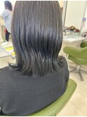 オリーブグレージュ