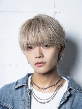 オーシャントーキョーウエスト 心斎橋 (OCEAN TOKYO WEST) メンズヘアナチュラルシースルーラウンドマッシュツーブロック