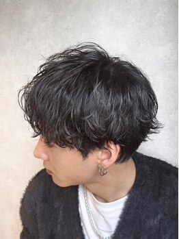 メンズカット リア(Men’s cut riah)の写真/≪イケてるメンズは髪形から≫OFFでもキマるビジネスメンズスタイルはriah忙しい時間のない朝もカッコよく!