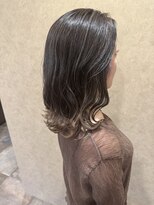 イロハ(iroh)&nbsp;バレイヤージュ/大人ハイライト/くびれ巻き