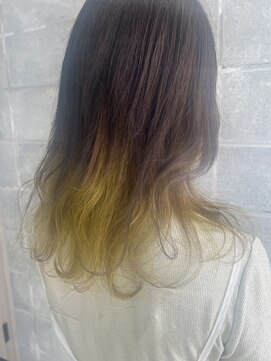 ジーナ 姪浜(Zina) インナーカラー