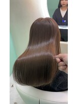 エラ(Ella)&nbsp;髪質改善×ミルクティーブラウン