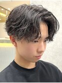 シャドウパーマ｜スーツに合う短めパーマ