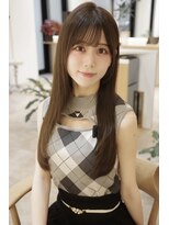 セラ(Cela)&nbsp;透明感ミントベージュ×顔まわりレイヤー×流し前髪