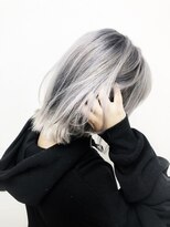 マックスビューティーギンザ(MAXBEAUTY GINZA)　&nbsp;艶髪ハイトーンホワイトグレージュ【銀座/銀座駅】