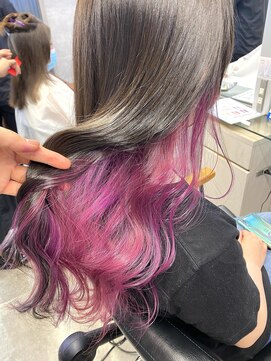 キャラ シャローネ 池袋(Chara Chalone) パープルピンクのインナーカラー【岸雄一/池袋/池袋/池袋/