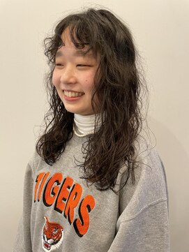 ポーズ(PAUSE) ゆるふわパーマ