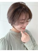 フェミニンショートヘア