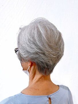 アッシュ 町田駅前通り店(Ash) 【Ash町田駅前通り店 西尾美妃】 大人ショート