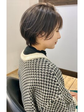 フレーム 博多店(FRAME) ばっさりショートボブ　アッシュグレージュ