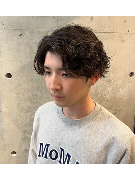 リベルテ グリット(Liberte Grit) ミディアムマッシュ×スパイラル