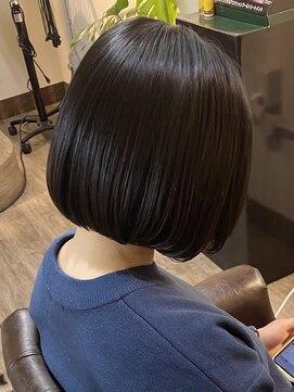 アティック(attic) ショートボブ/ボブ/ミディアム/ヘアドネーション/レイヤーカット