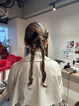 コワファーストナガサキシャンプーボーイ(COIFF1RST NAGASAKI SHAMPOO BOY) タイトアレンジ