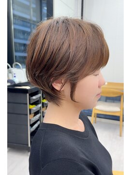 ビューナゴヤ 名駅(VIEW NAGOYA) 丸顔/ミニウルフ/チェリーブラウン/ショートボブ