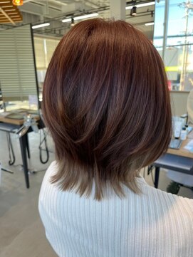 グランデュール 東静岡池田店(GRANDEUR) 東静岡ショートボブくびれショートイルミナカラー顔周りレイヤー