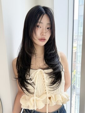 レミエ ダイカンヤマ(lemiie) 韓国レイヤー☆ハッシュカット/フェミニンロング レイヤーカット