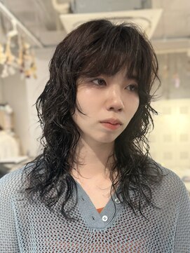 アトリエノエラ(Atelier Noella) レイヤーパーマ　【高田】