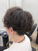 エイン(.EiN)&nbsp;シャドウパーマ&刈り上げマッシュ