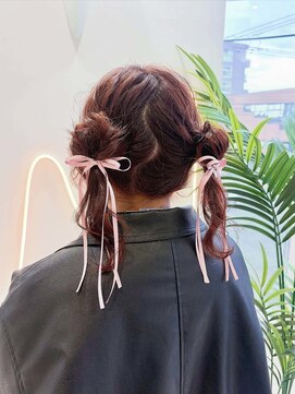 テンション(tension) ヘアアレンジツインアップヘアセット結婚式お呼ばれ札幌駅大通駅