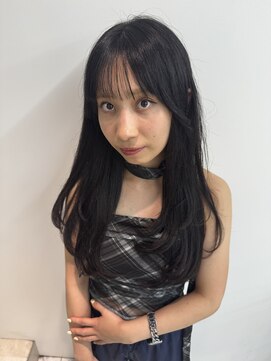 ロンドルピナス 小倉(Lond Lupinus) ミディアムレイヤーカット/似合わせカット/大人ガーリー/20代