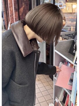 svan 青山表参道/レイヤーカット/ストカール/髪質改善/縮毛矯正 青山/表参道駅/ボブ/髪質改善/ダブルカラー