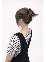 ウル(ulu)&nbsp;ハイライト　名東区　ショート　レイヤー　ロング　白髪ぼかし